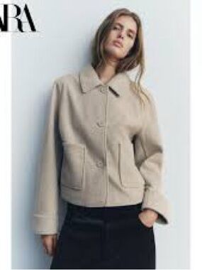Zara Women's Beige Blazer